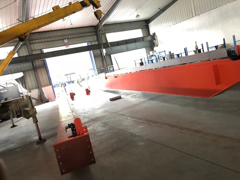 蕪湖縣立新企業葫蘆雙梁安裝現場